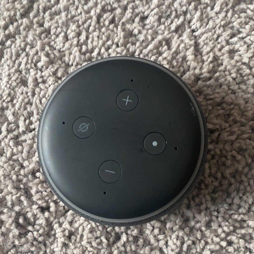 Amazon Alexa - Picture 2 of 2